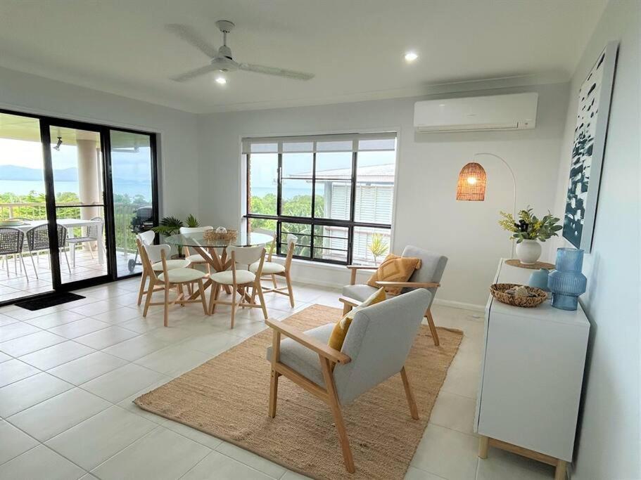 Mission Views - 3 Bedroom Home With Stunning Views South Mission Beach Buitenkant foto